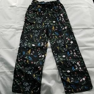 Wide-Leg Patterned Pants